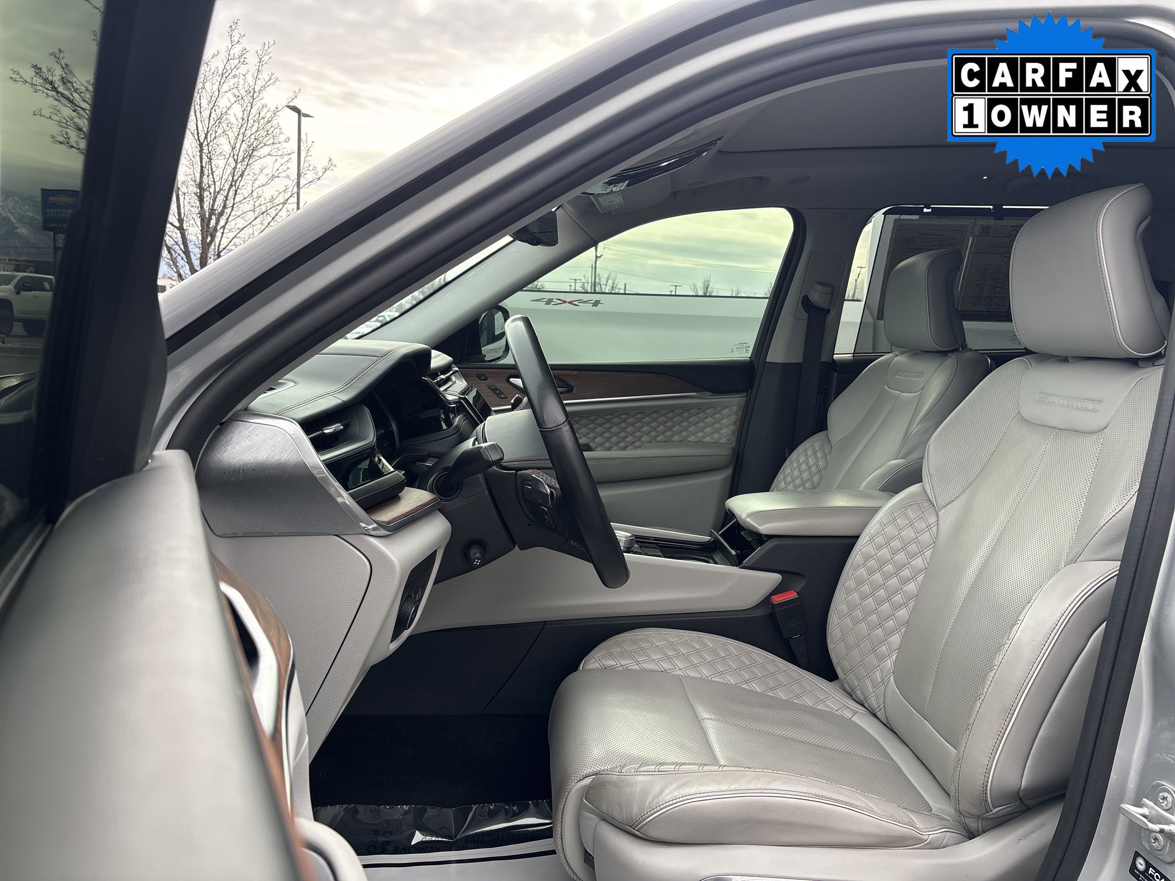 Used 2022 Jeep Grand Cherokee Summit w/ Adv Protech Group IV image 12