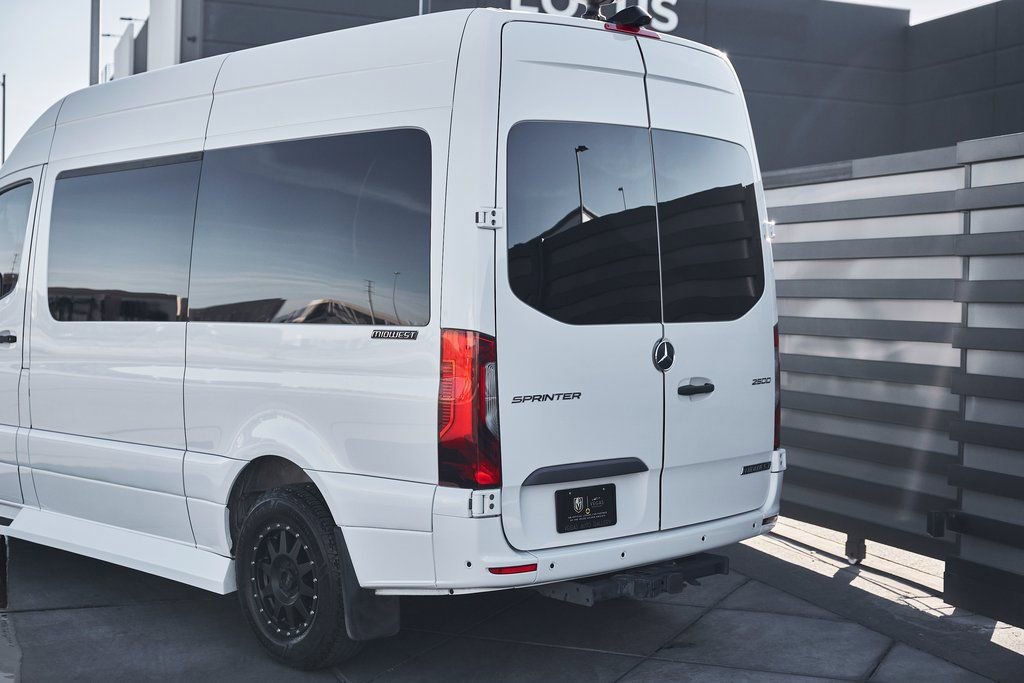 Used 2019 Mercedes-Benz Sprinter 144 image 12