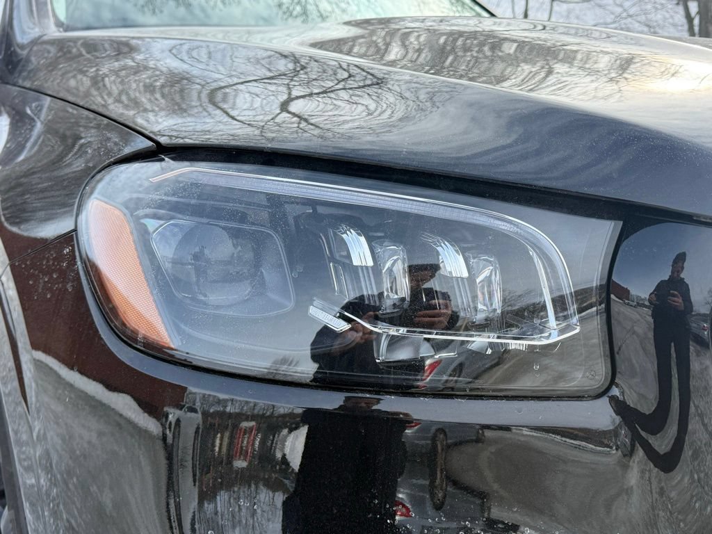 New 2025 Mercedes-Benz GLS 450 4MATIC image 11