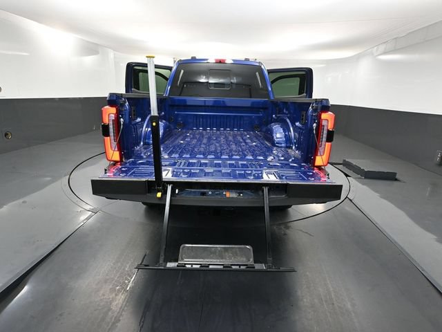 Used 2026 Ford F250 Platinum w/ FX4 Off-Road Package AWD/4WD image 45