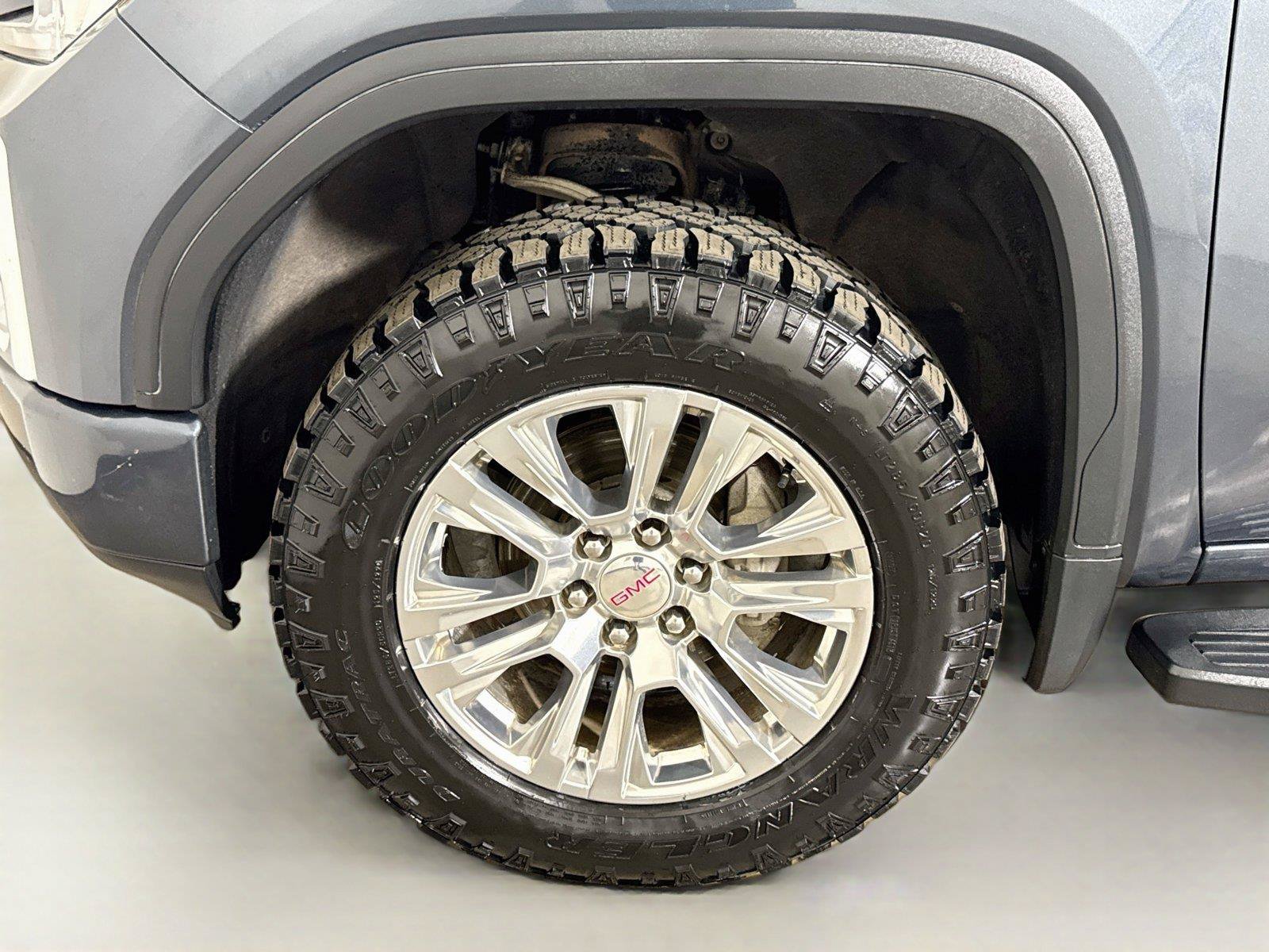 Used 2019 GMC Sierra 1500 Denali w/ Technology Package AWD/4WD image 30