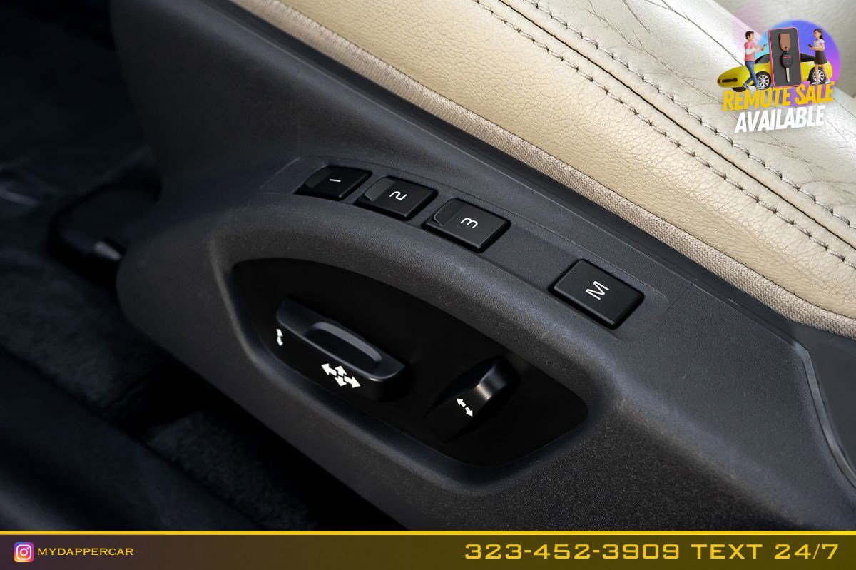 Used 2017 Volvo V60 T5 Platinum image 12