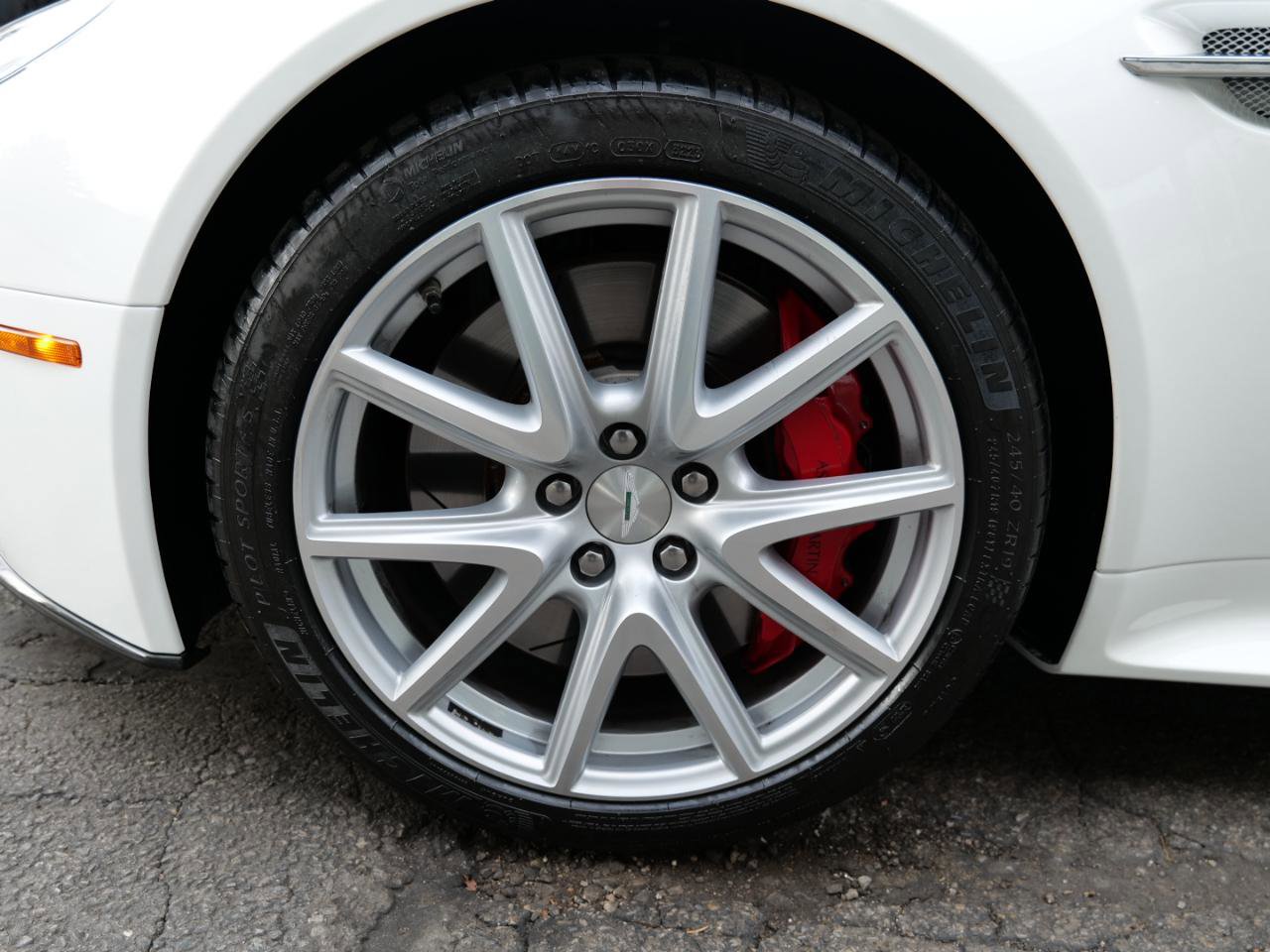 Used 2015 Aston Martin V8 Vantage S image 80