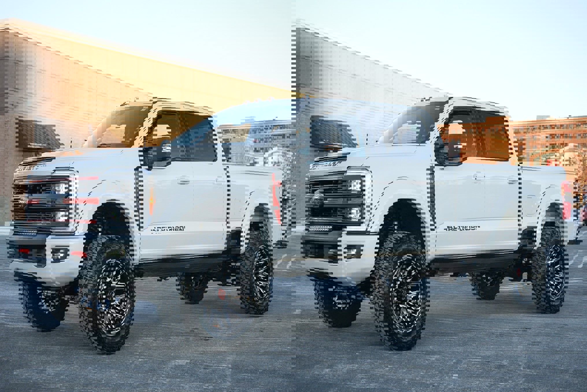 Used 2023 Ford F250 Lariat image 2