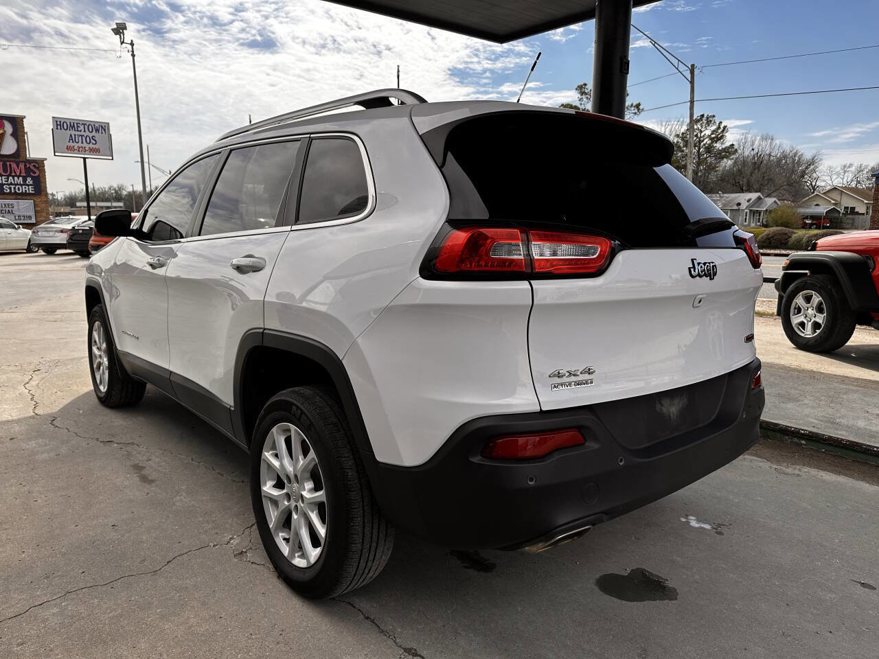 Used 2015 Jeep Cherokee Latitude w/ Comfort/Convenience Group image 6