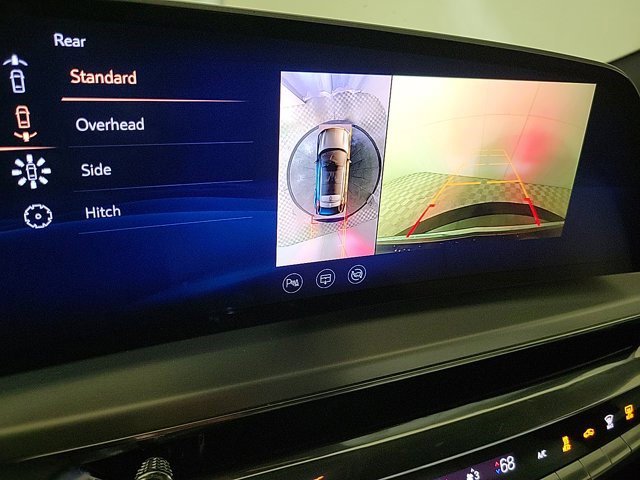 Certified 2024 Cadillac Lyriq Luxury image 18