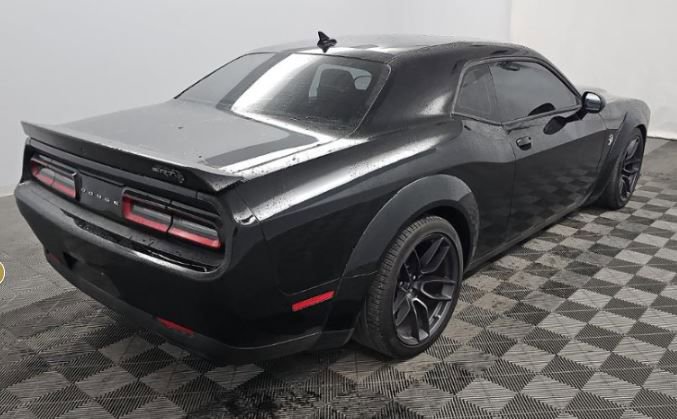 Used 2019 Dodge Challenger SRT Hellcat w/ Widebody Package RWD image 2