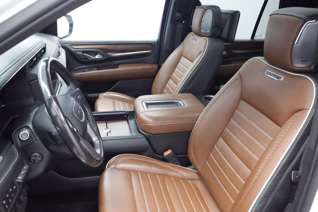 Used 2023 GMC Yukon Denali Ultimate AWD/4WD image 34