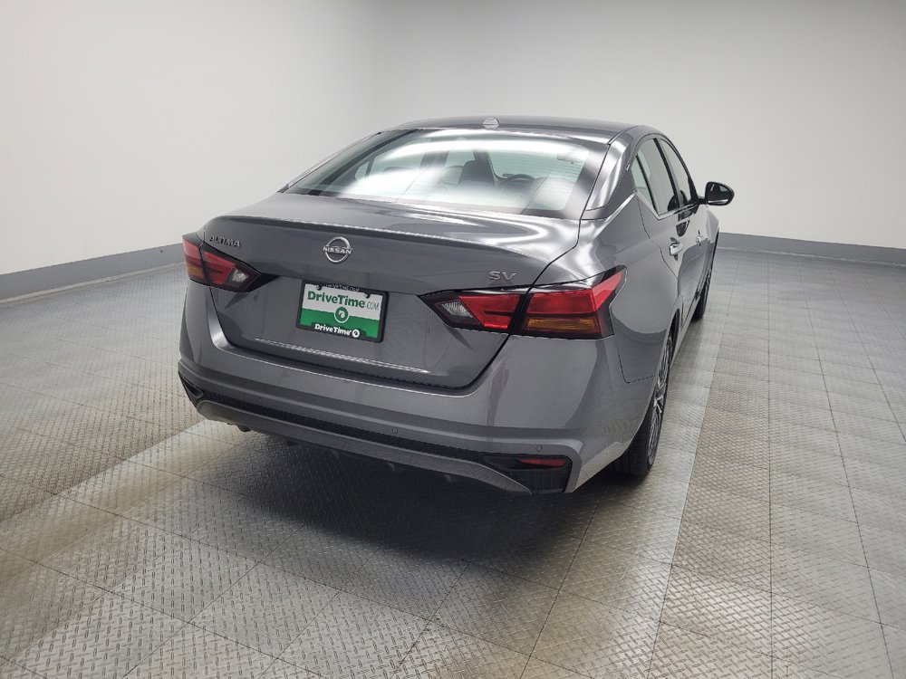 Used 2024 Nissan Altima 2.5 SV image 7
