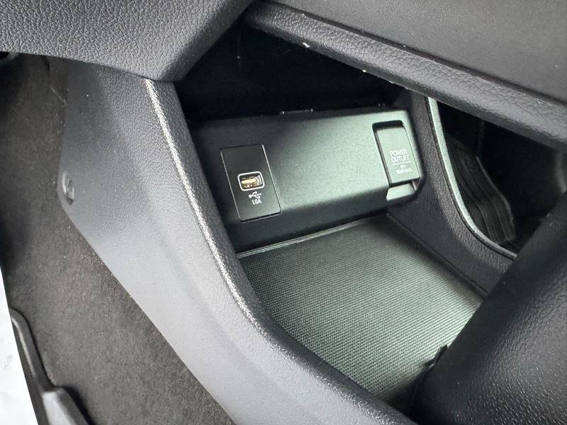 Used 2019 Honda HR-V LX image 17