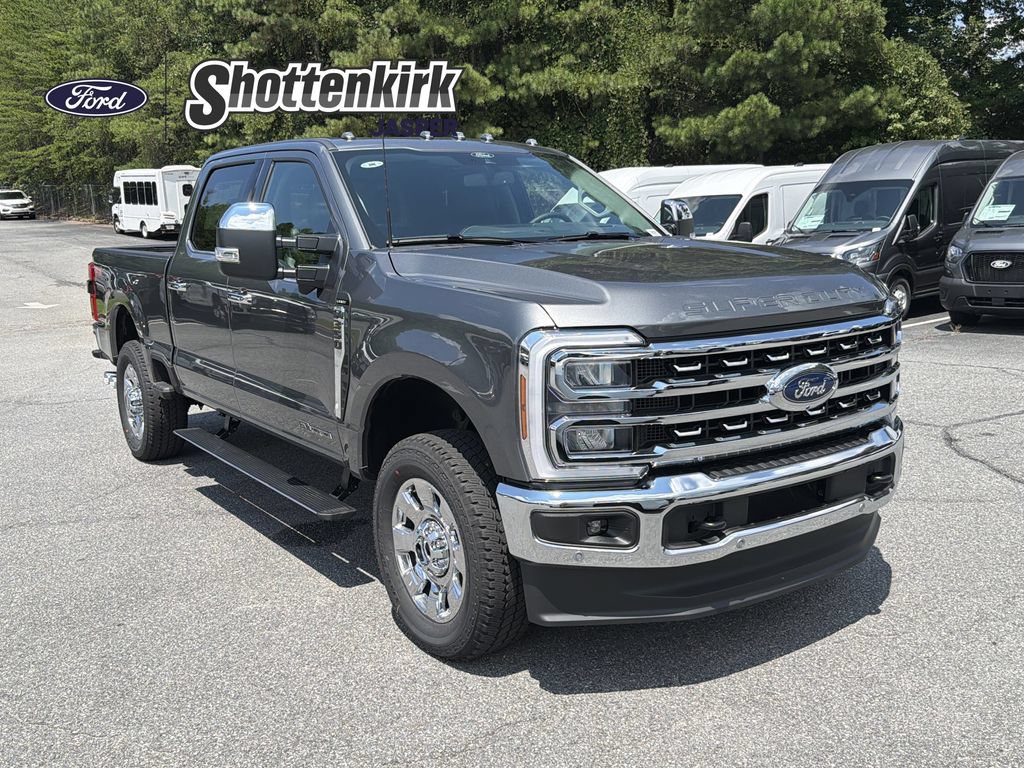 New 2026 Ford F350 Lariat w/ Lariat Ultimate Package