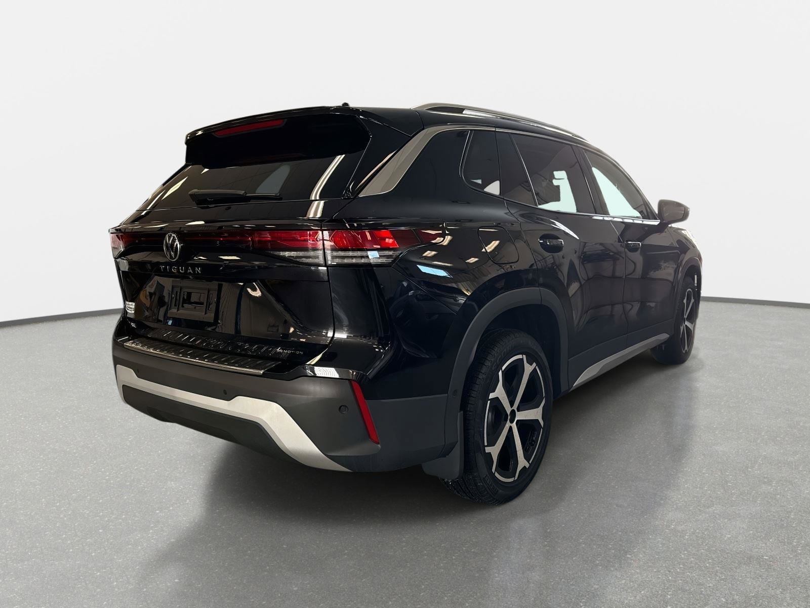 New 2026 Volkswagen Tiguan SE image 5