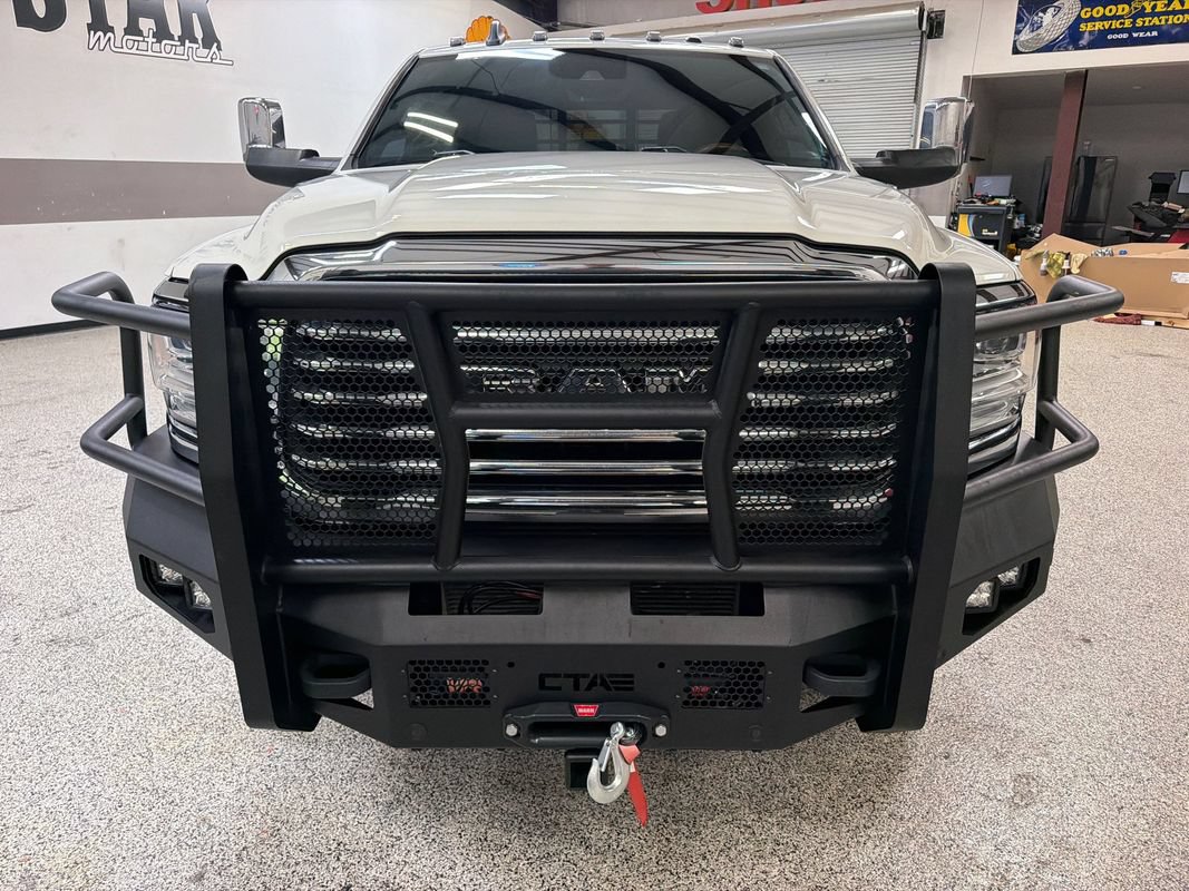 Used 2020 RAM 3500 Limited AWD/4WD image 12