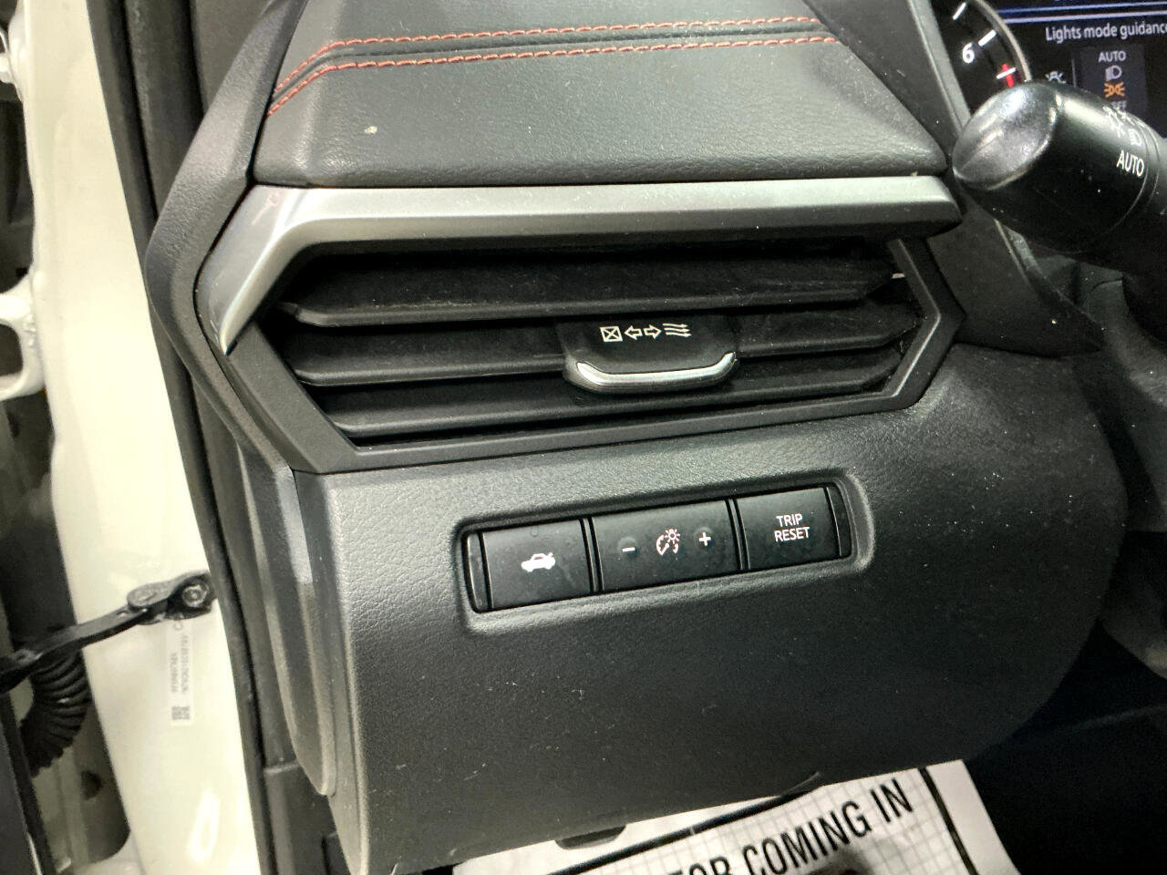 Used 2021 Nissan Altima 2.5 SR w/ SR Premium Package image 14