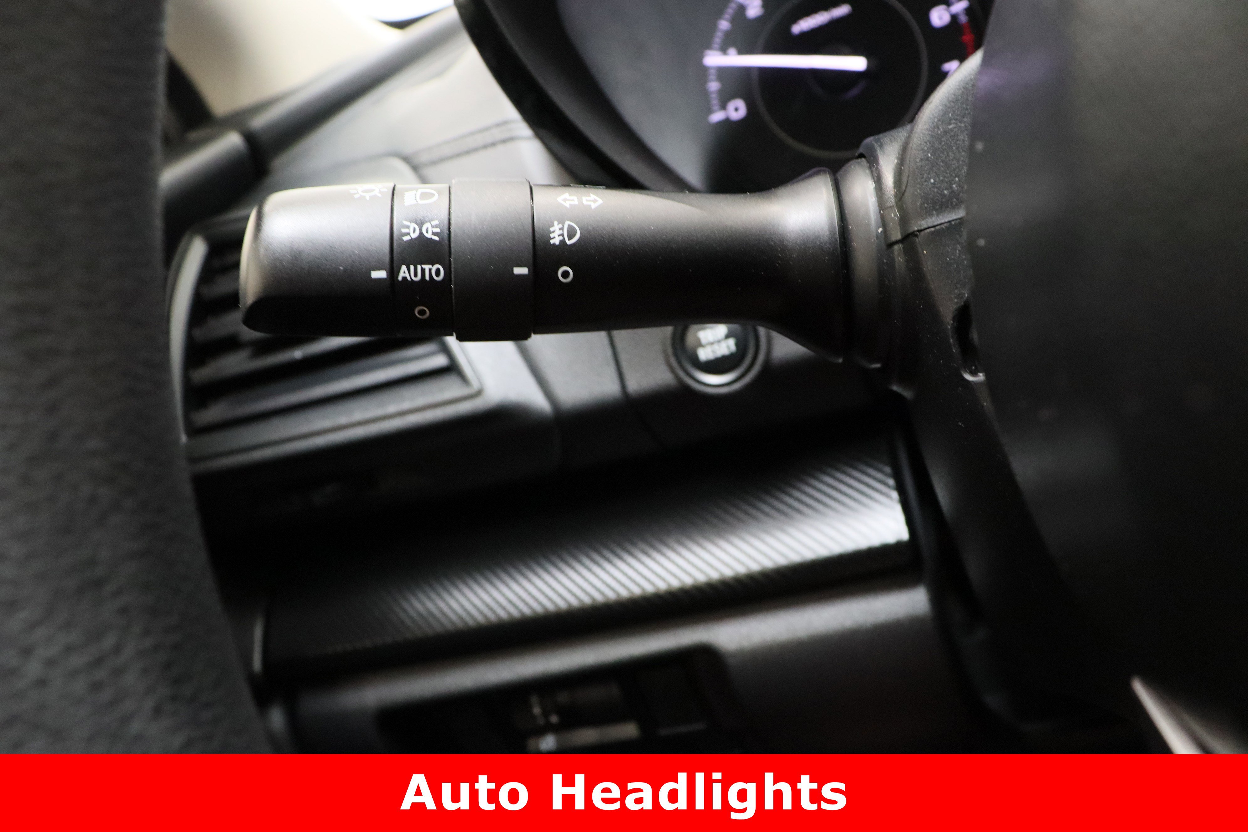 Used 2022 Subaru Impreza 2.0i Premium image 26