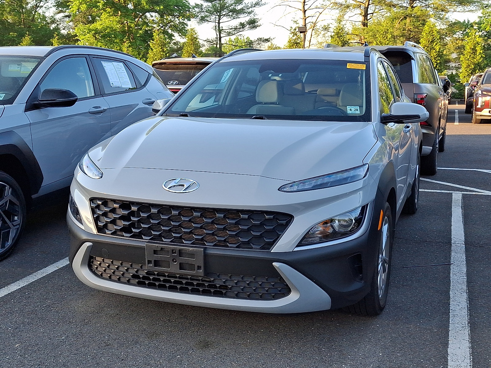 Used 2023 Hyundai Kona SEL w/ Convenience Package AWD/4WD image 2