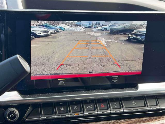 Used 2023 Chevrolet Silverado 1500 LT Trail Boss w/ Protection Package image 31