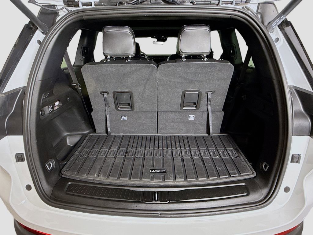 Used 2025 Jeep Grand Cherokee L Altitude image 25