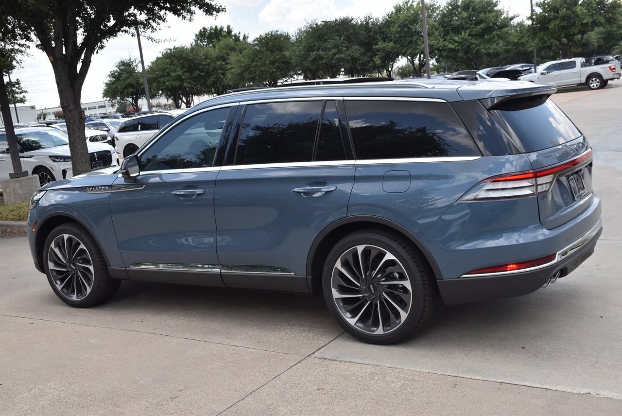New 2026 Lincoln Aviator Reserve RWD image 10