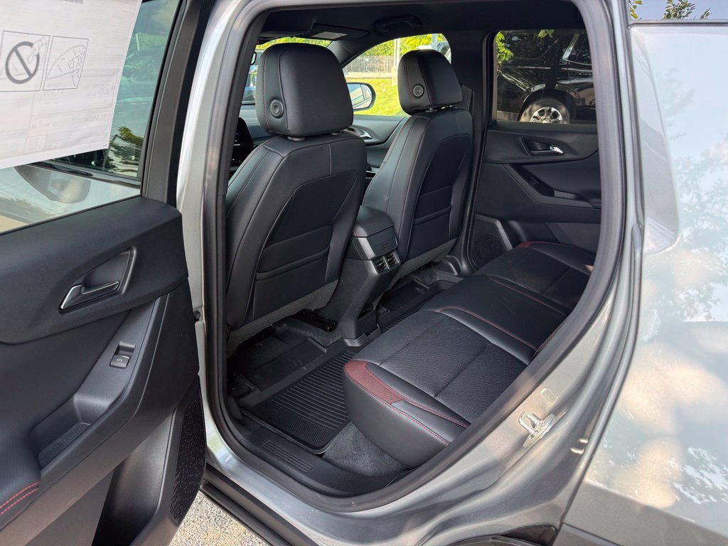 New 2027 Chevrolet Equinox RS w/ Safety and Technology Package AWD/4WD image 11