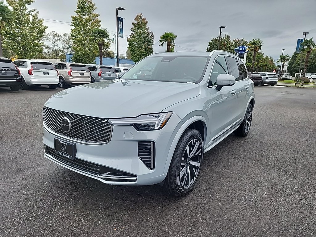 New 2027 Volvo XC90 B5 Core