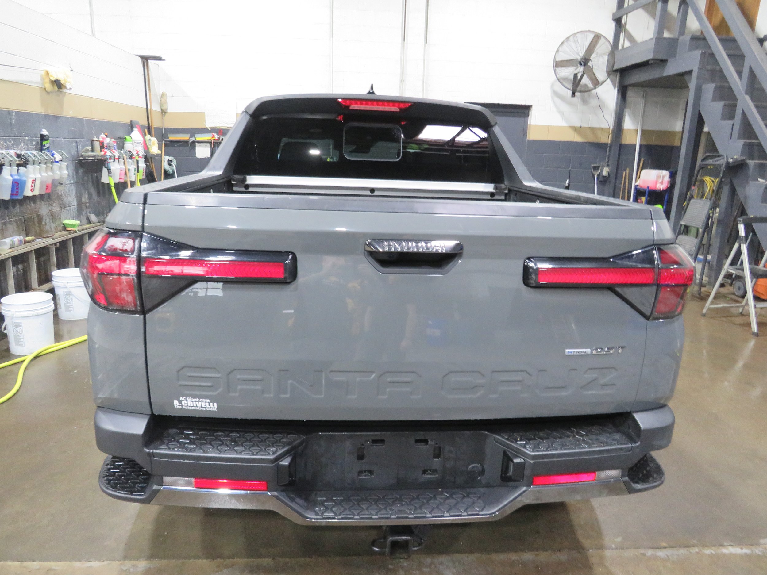 Used 2022 Hyundai Santa Cruz Limited AWD/4WD image 5
