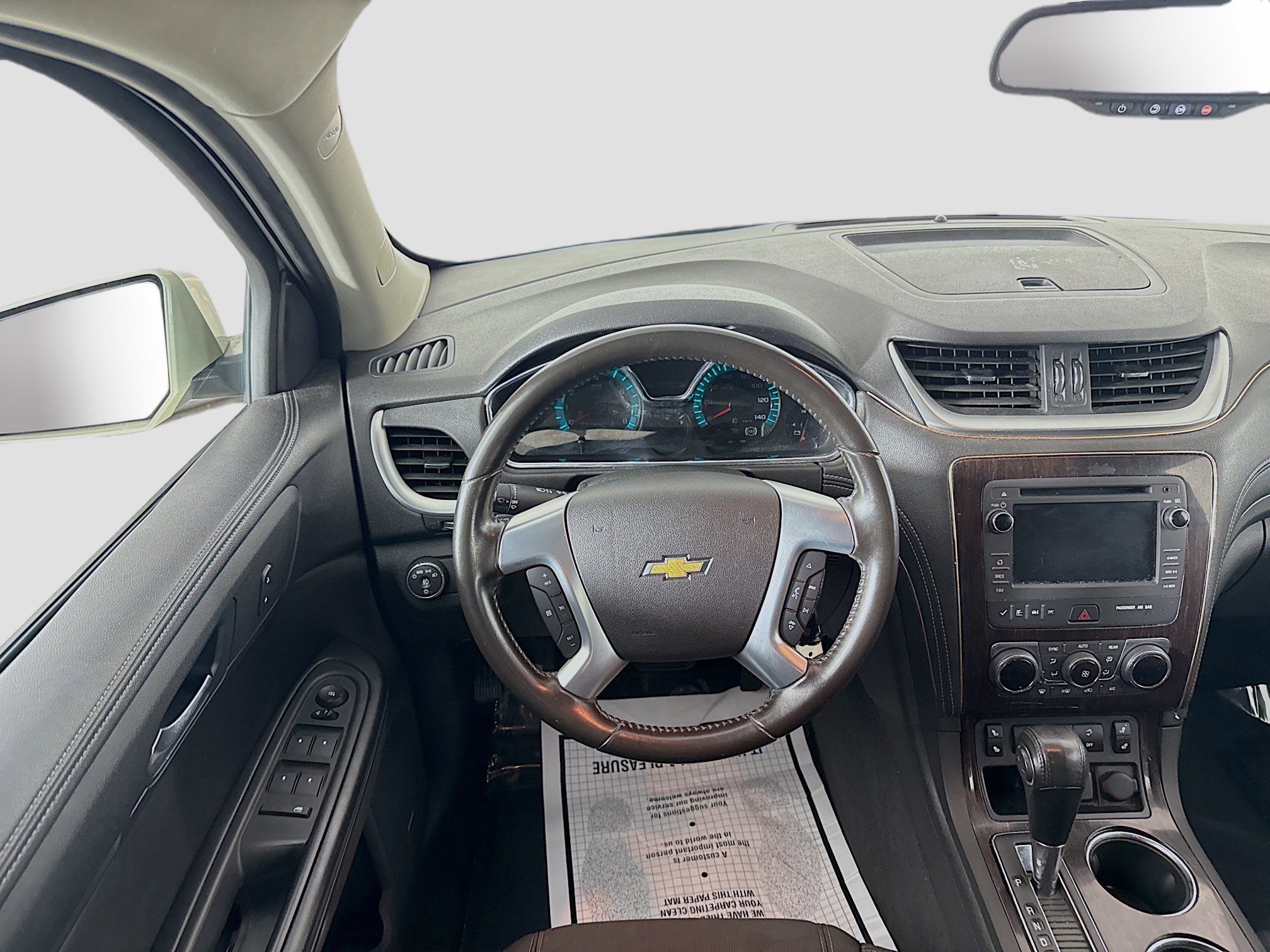 Used 2017 Chevrolet Traverse LT FWD image 17