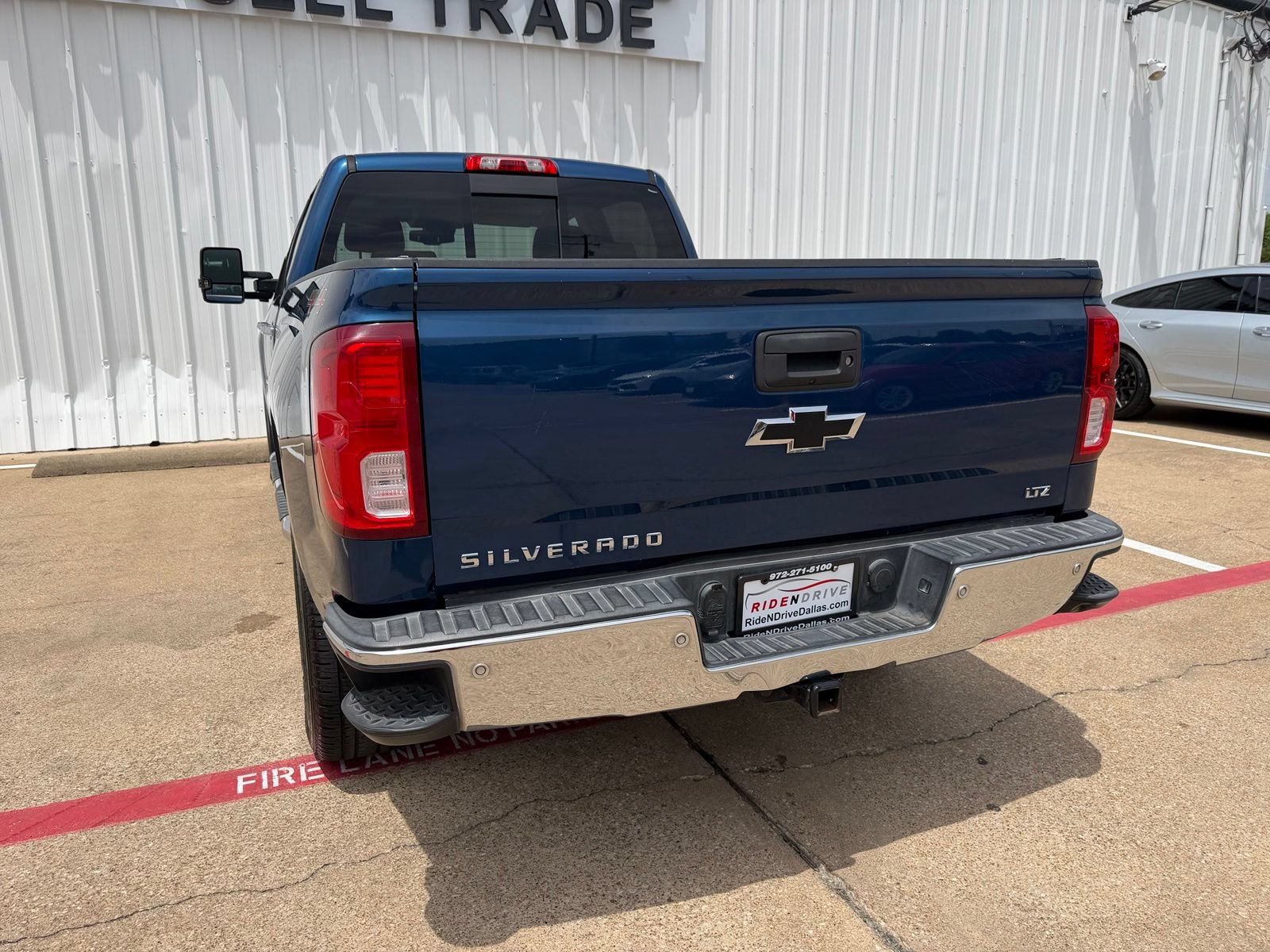 Used 2017 Chevrolet Silverado 1500 LTZ w/ Sport Package AWD/4WD image 5