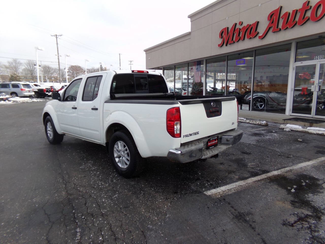 Used 2018 Nissan Frontier SV image 8