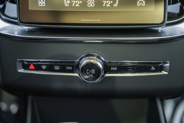 New 2027 Volvo XC90 B6 Plus AWD/4WD image 22