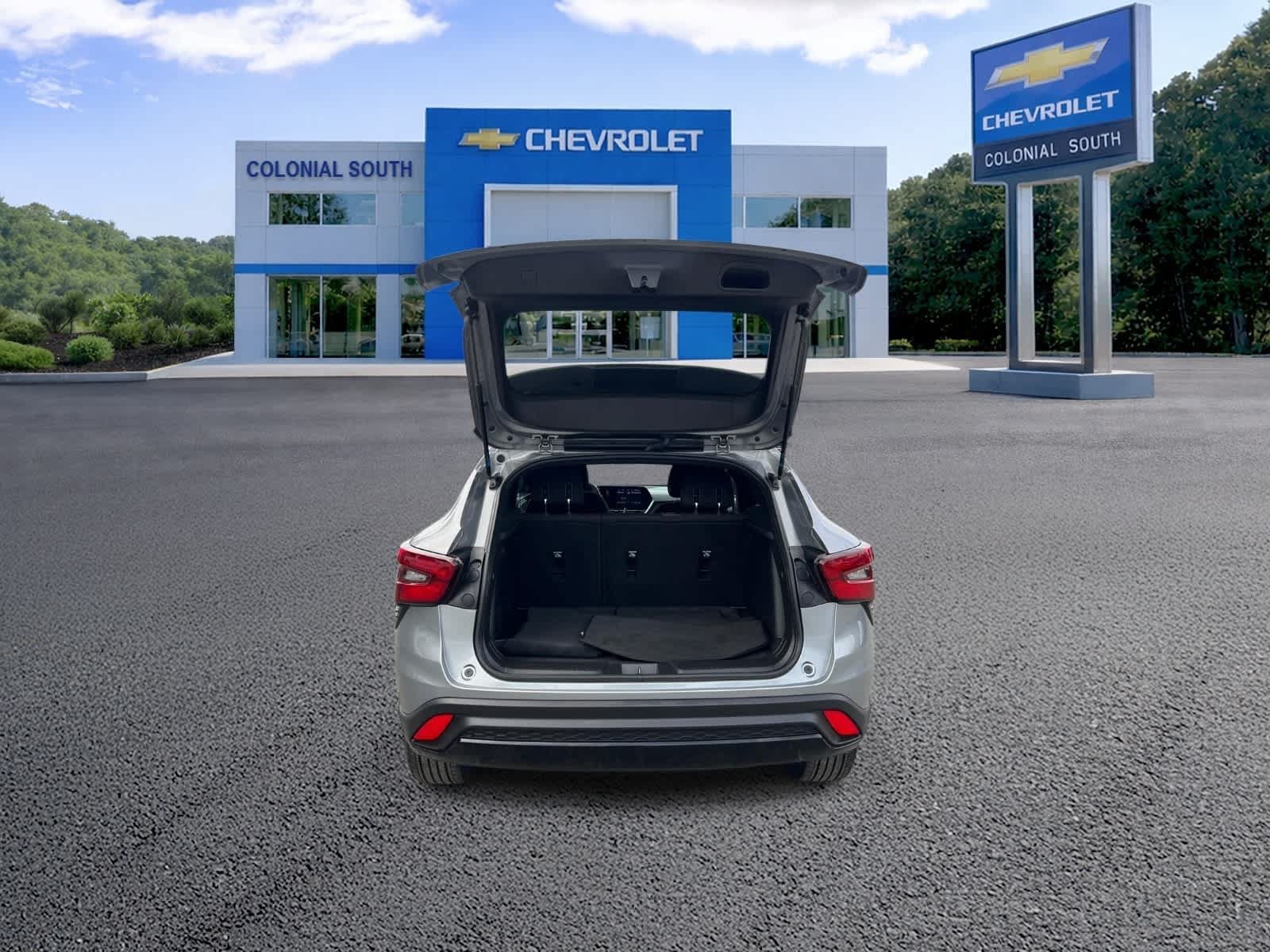 Certified 2024 Chevrolet Trax RS FWD image 36