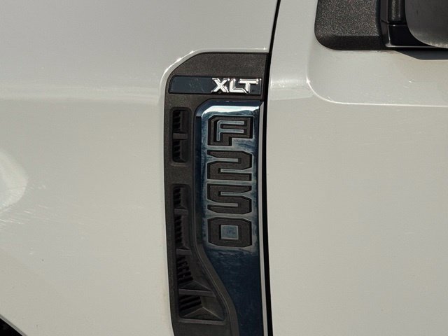 Used 2024 Ford F250 XLT w/ FX4 Off-Road Package AWD/4WD image 5