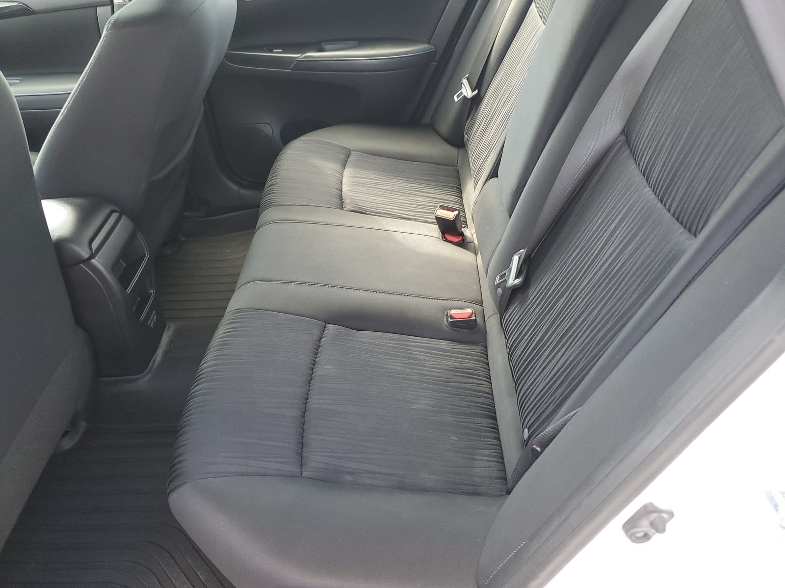 Used 2019 Nissan Sentra SV FWD image 13