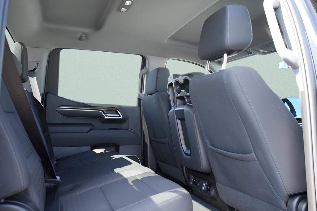 Used 2022 Chevrolet Silverado 1500 LT image 16