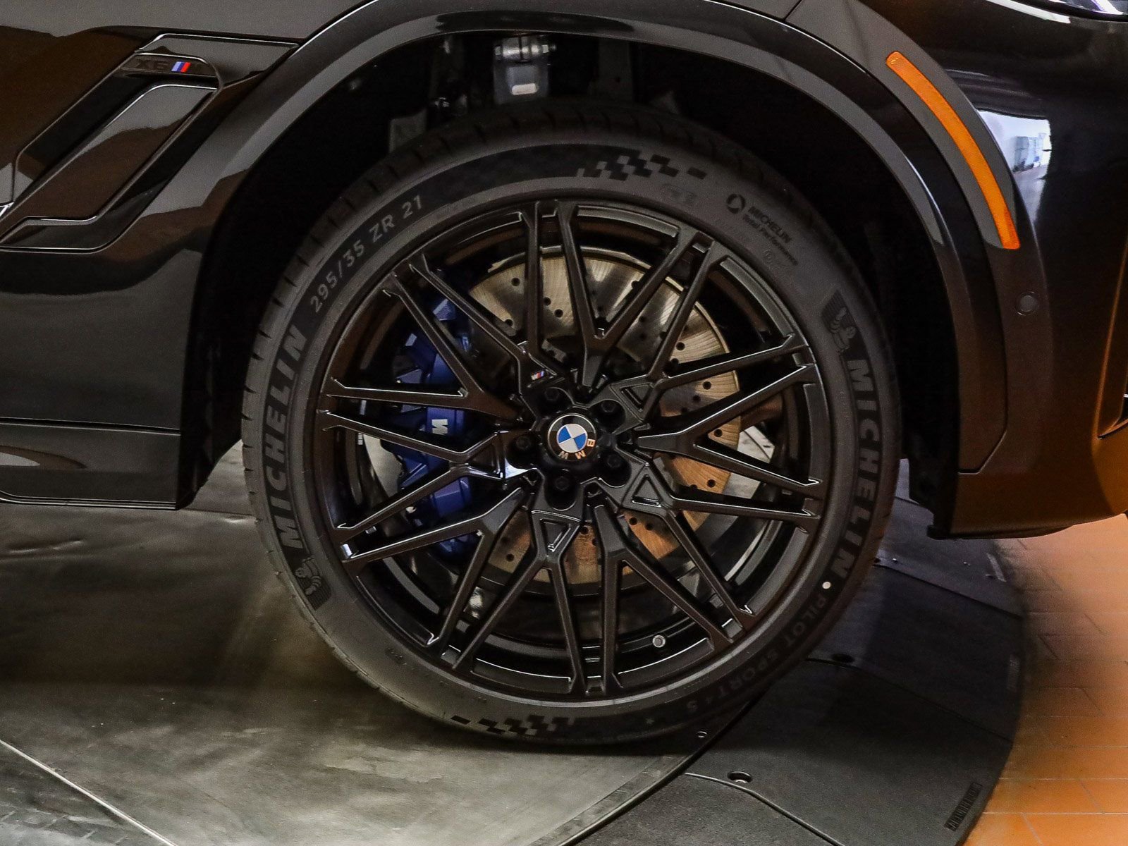 New 2026 BMW X6 M Competition w/ Executive Package AWD/4WD image 10