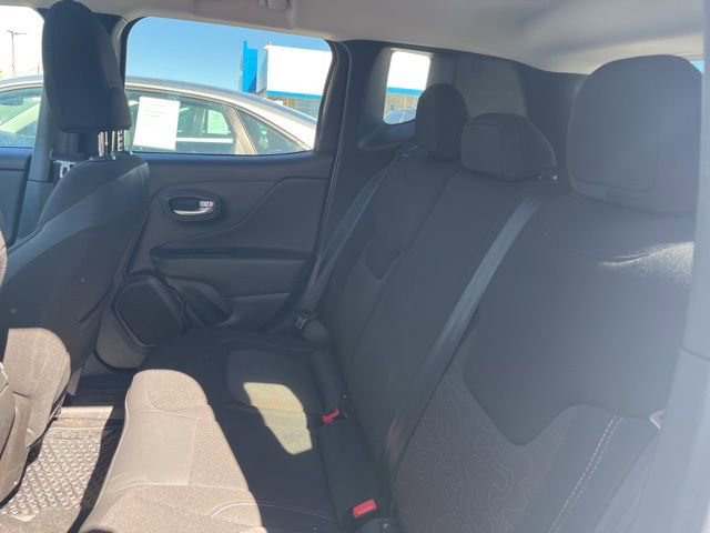 Used 2023 Jeep Renegade Latitude image 7