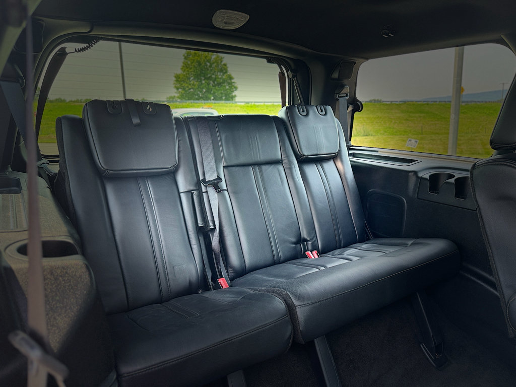 Used 2016 Lincoln Navigator Reserve AWD/4WD image 32