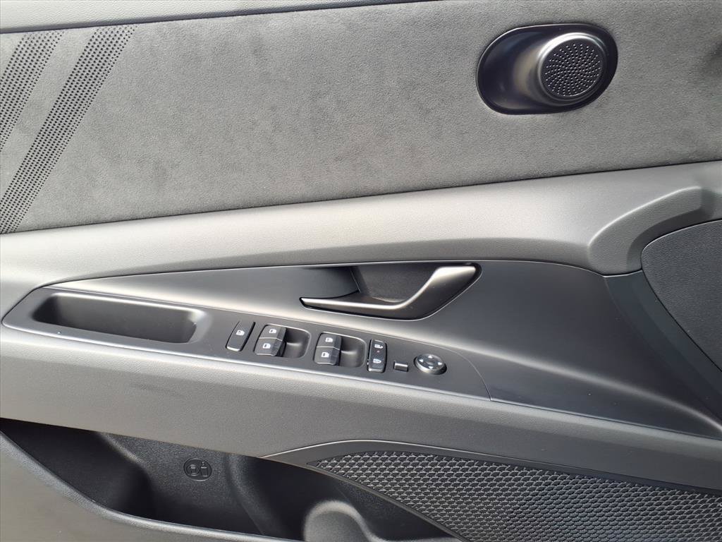 New 2026 Hyundai Elantra N w/ Cargo Package FWD image 8