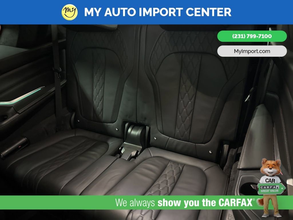 Used 2020 BMW X7 M50i image 30