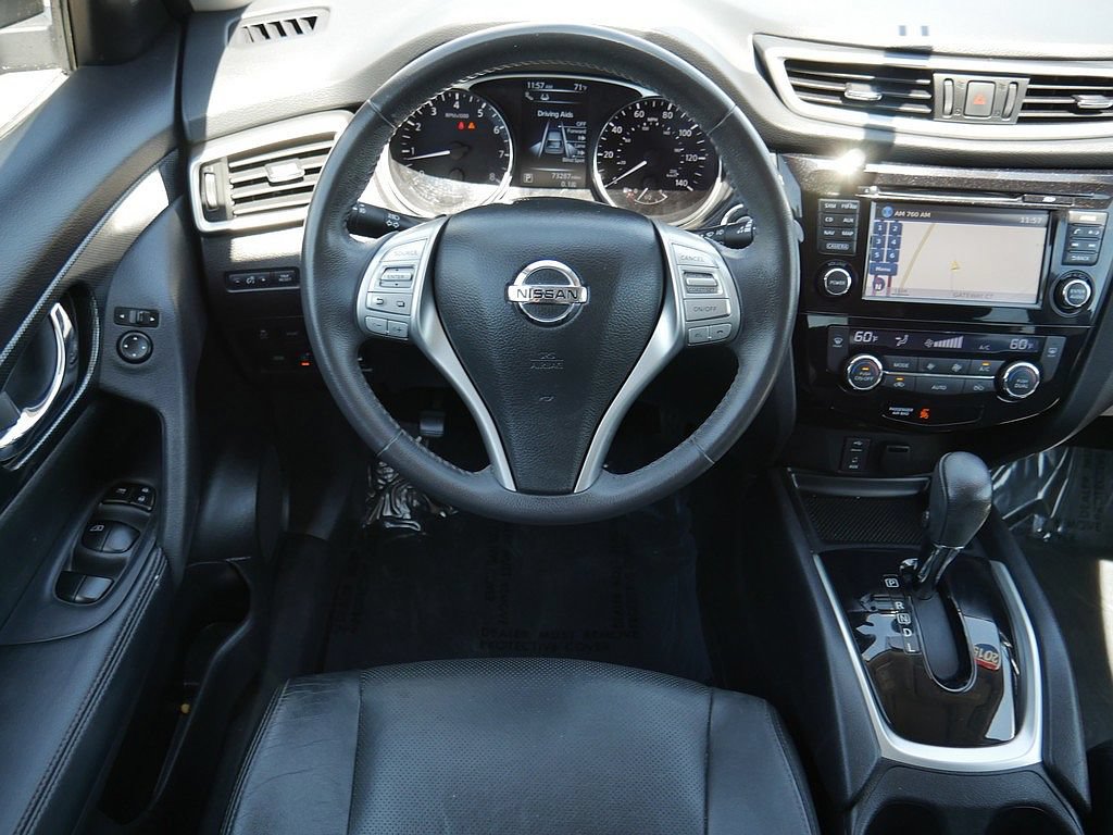 Used 2015 Nissan Rogue SL w/ SL Premium Package AWD/4WD image 17