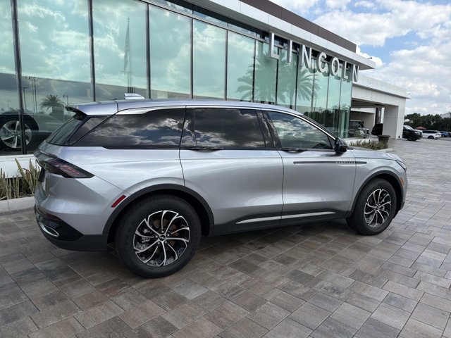 New 2026 Lincoln Nautilus Premier image 2