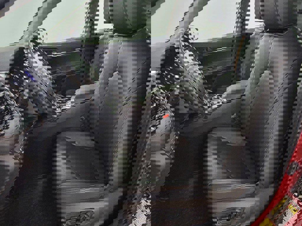 Used 2020 Toyota Camry XLE image 14