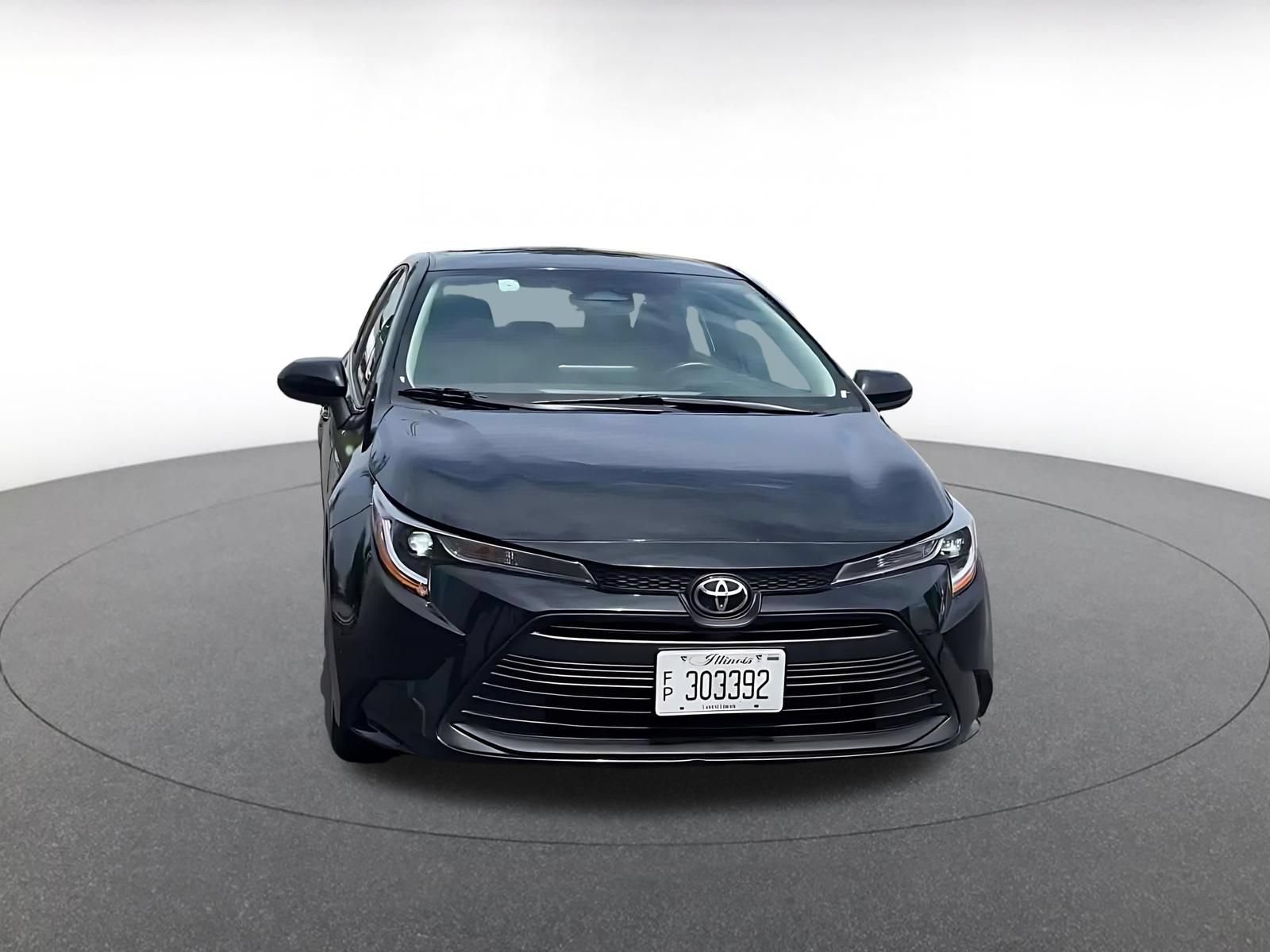 Used 2025 Toyota Corolla LE FWD image 4