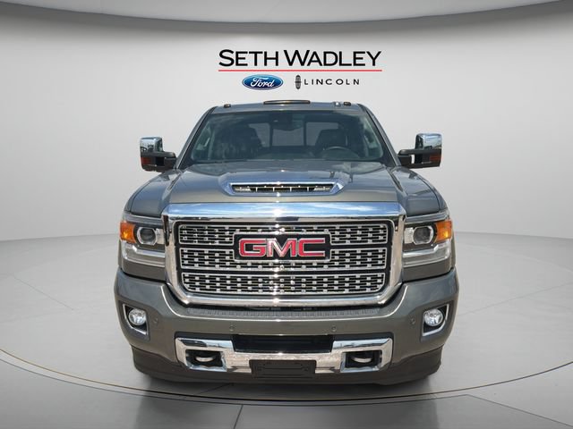 Used 2018 GMC Sierra 3500 Denali w/ Duramax Plus Package AWD/4WD image 2