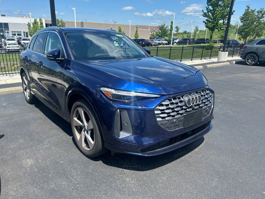 Used 2025 Audi Q5 Prestige AWD/4WD image 3