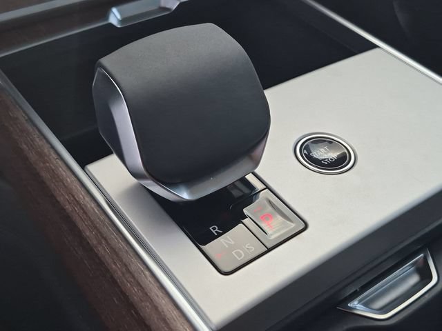 New 2026 Land Rover Range Rover SE AWD/4WD image 9