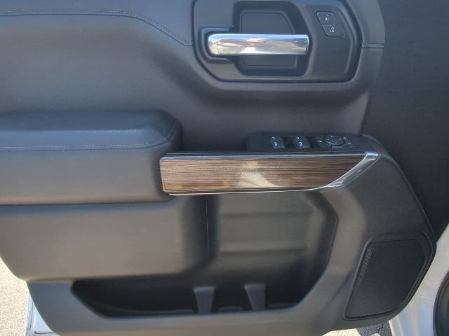 Used 2021 Chevrolet Silverado 1500 LT Trail Boss w/ Bed Protection Package AWD/4WD image 24