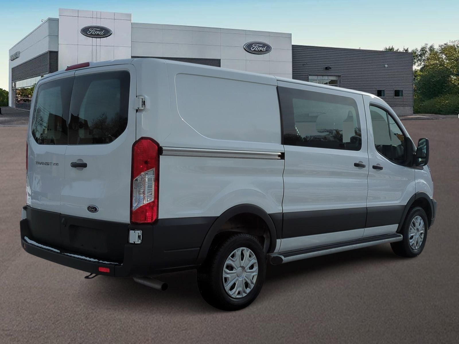 Used 2024 Ford Transit 250 Low Roof w/ Exterior Upgrade Package image 11