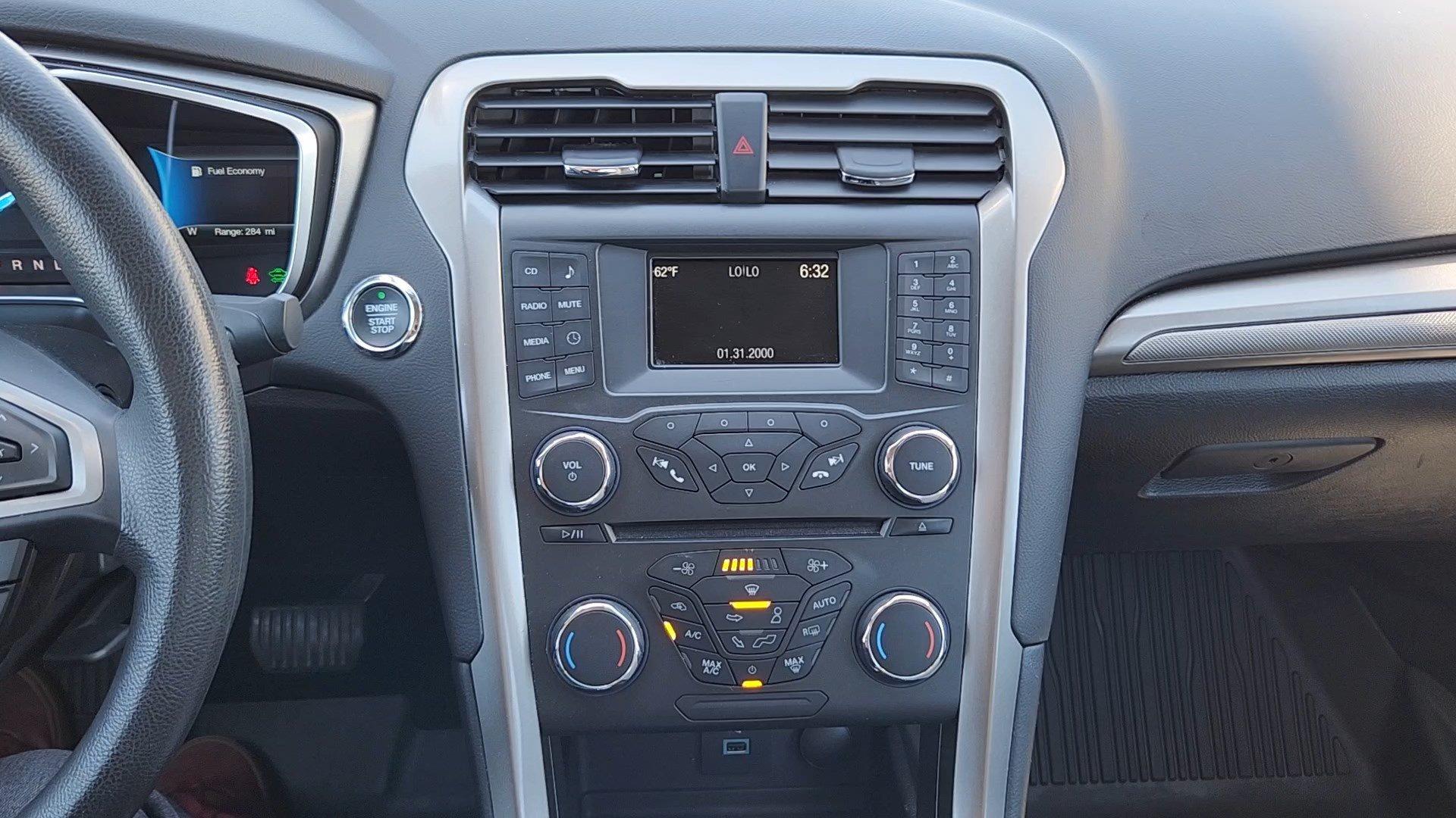 Used 2018 Ford Fusion S FWD image 14