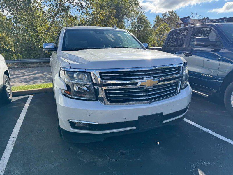 Used 2019 Chevrolet Tahoe Premier w/ Max Trailering Package AWD/4WD image 4
